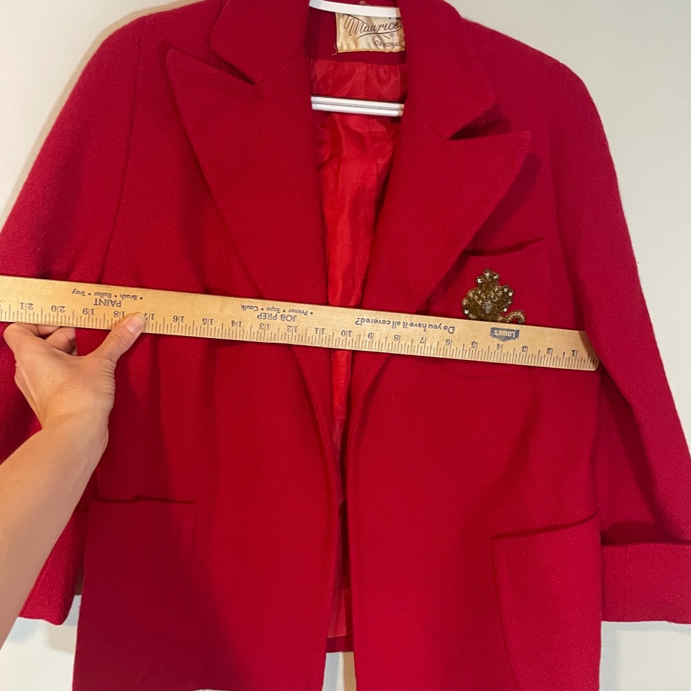 Vintage Maurice Original Red Beaded Crest Blazer Jacket Peaked Lapel Cuffed S/M - Picture 6 of 8